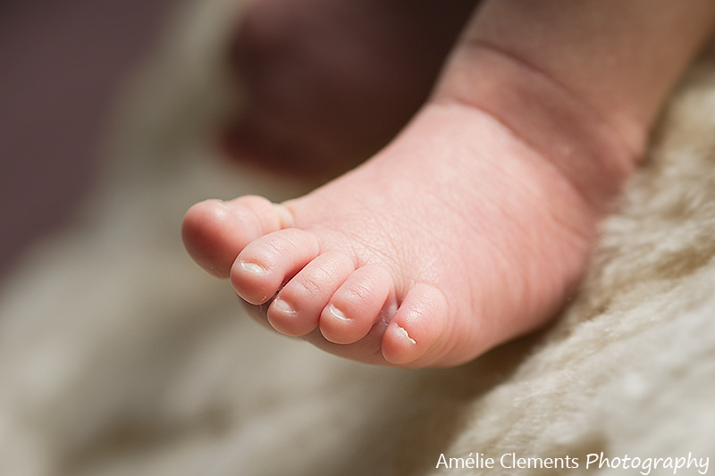 baby_photographer_zurich_newborn_amelie_clements_photography_details_foot_triemli_french_swiss