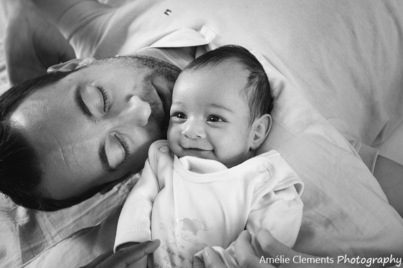 baby_photographer_newborn_zurich_switzerland_one_month_old_amelie_clements_photography_father_and_son