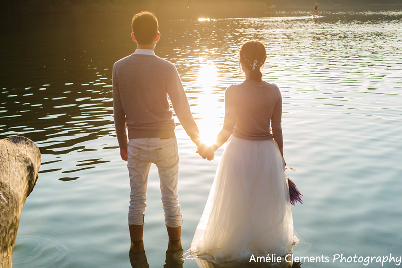 prewedding_zurich_switzerland_wedding_photographer_hong_kong_couple_asian_romantic_engagement_photosession_lake_sunset_in_water_back_amelie_clements_photography