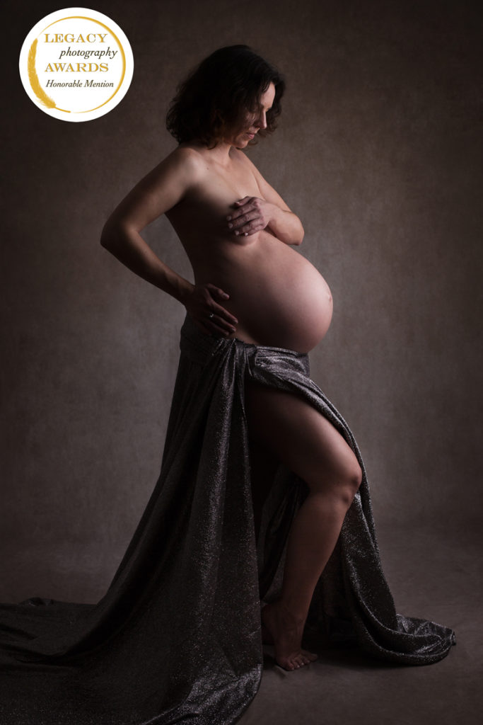 pregnancy photographer zurich - Award winning maternity portrait