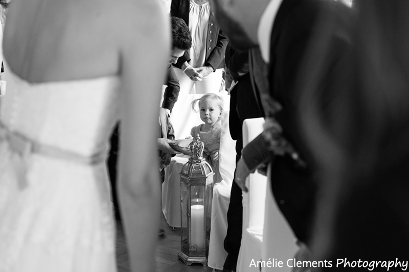 wedding-photographer-switzerland-zurich-ceremony-townhall-black-white