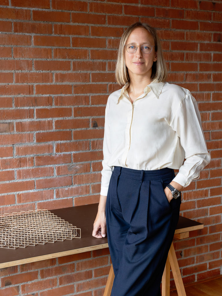 business_portrait_zurich_photographer_architect-professional-photoshoot_Amelie_Clements-Switzerland_portfolio