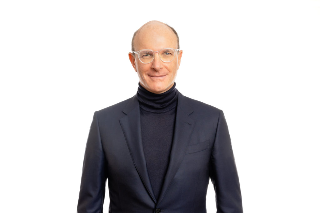 business portrait photographer zurich modern corporate headshot CEO executive committee studio photoshoot Amelie Clements