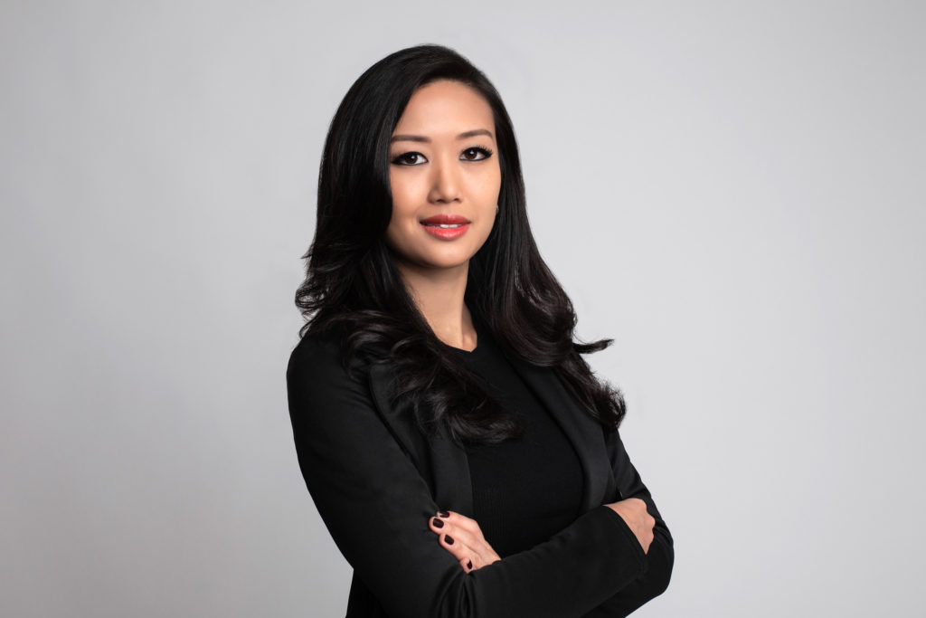 corporate portrait woman photographer business headshot zurich amelie clements portfolio