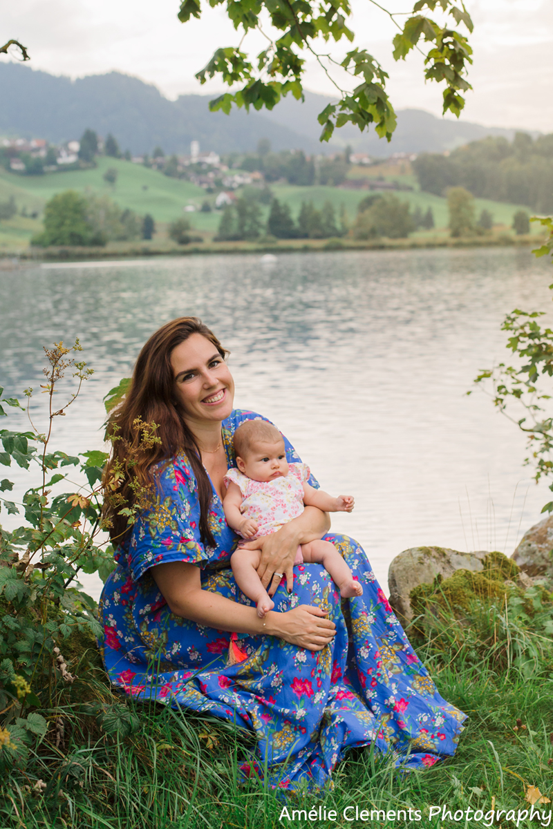 family-photographer-pfaffikon-zurich-amelie-clements-photography-baby-toddler-potrait-summer-in-switzerland-mum
