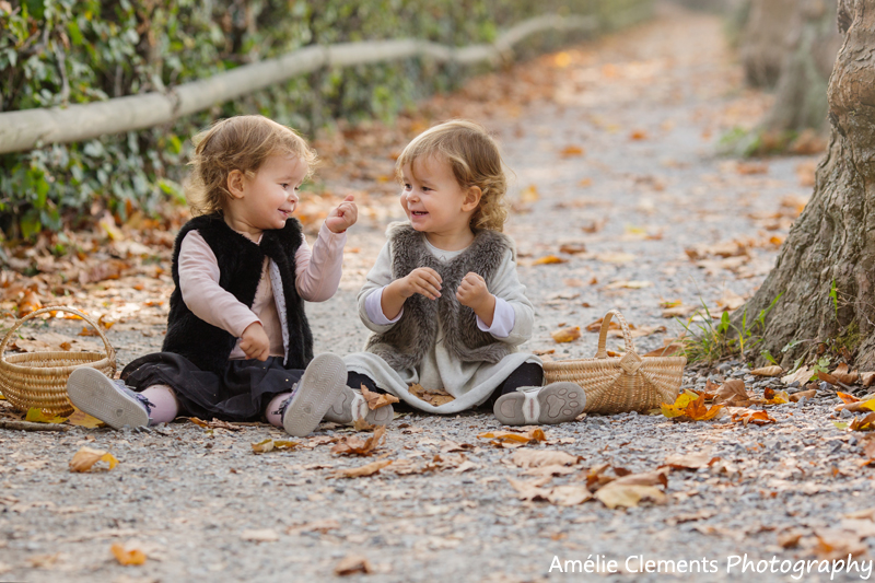 family-photographer-zurich-amelie-clements-twins-children-photo-shoot-sunset-autumn-portrait