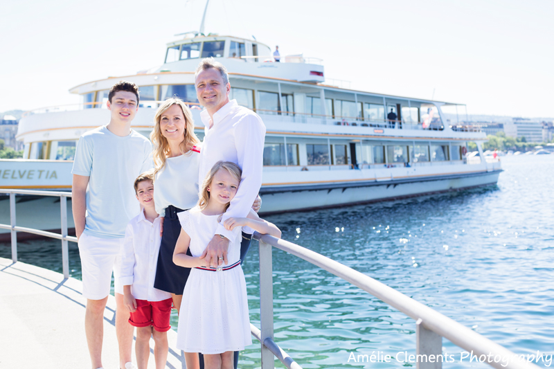 family photographer Zurich Switzerland Amelie Clements photo-shoot outdoors family-of-5 Swiss city lake boat