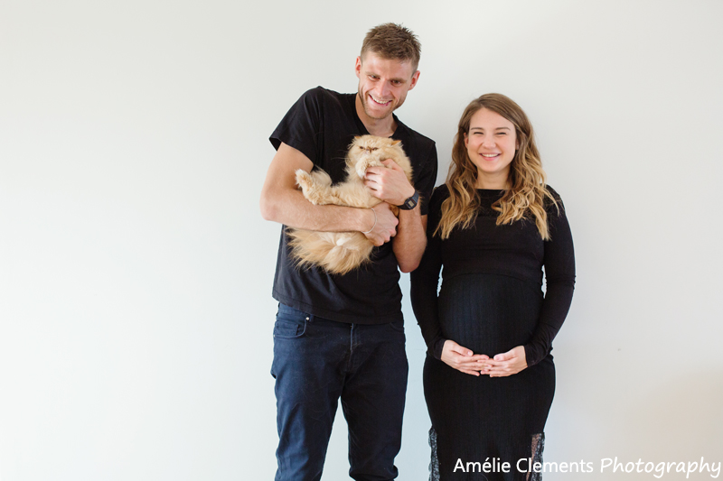 pregnancy-photographer-zurich-switzerland-amelie-clements-cat-persian-love