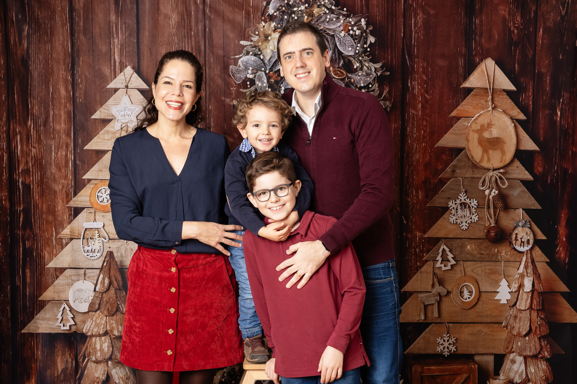 Christmas mini photosession Zurich photo-studio family portrait by Amelie Clements Switzerland