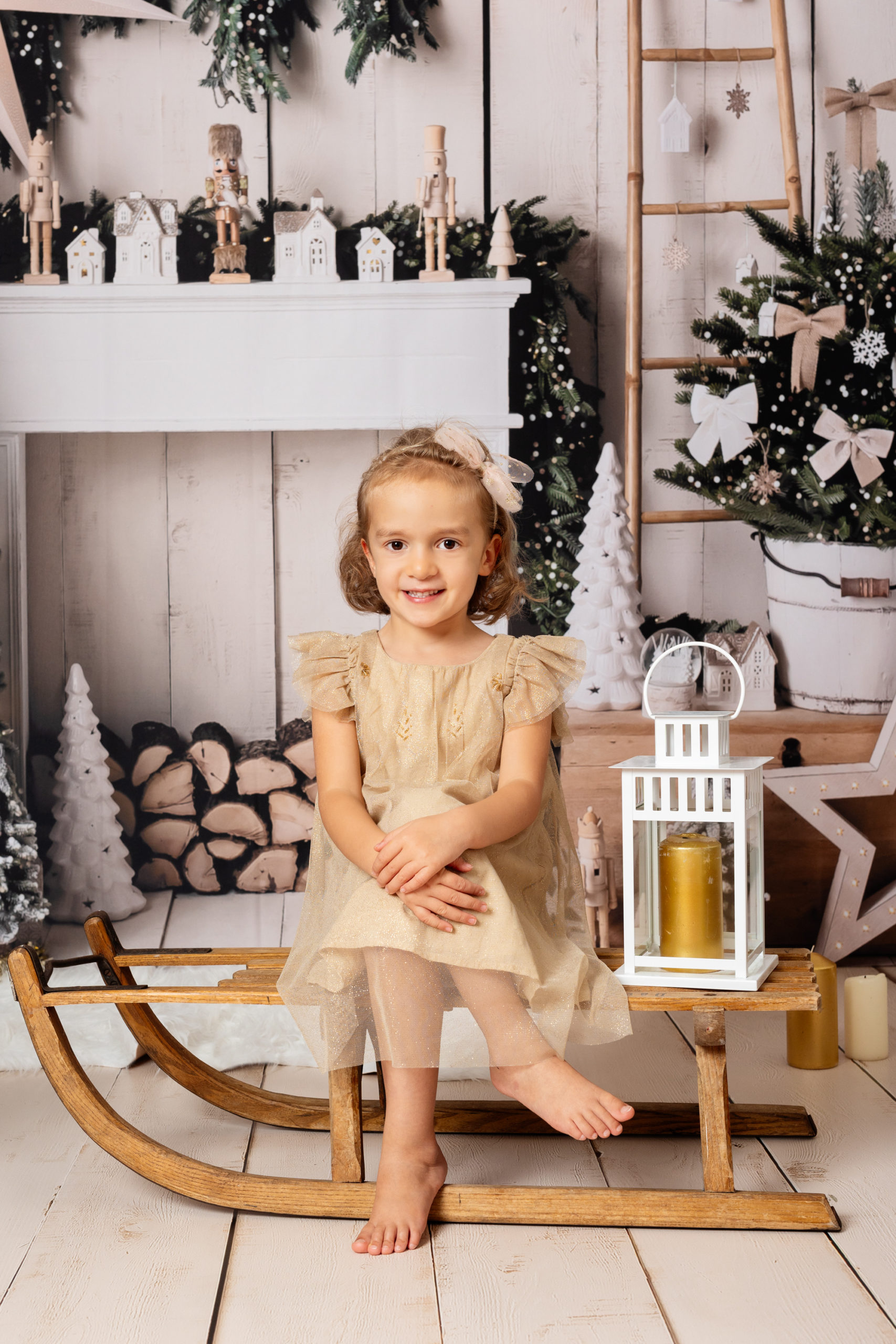 Christmas mini photosession Zurich photo-studio family portrait by Amelie Clements Switzerland